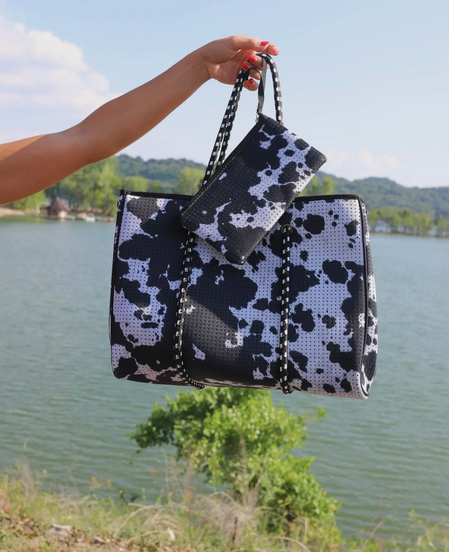 Cowhide Print Neoprene Tote Set